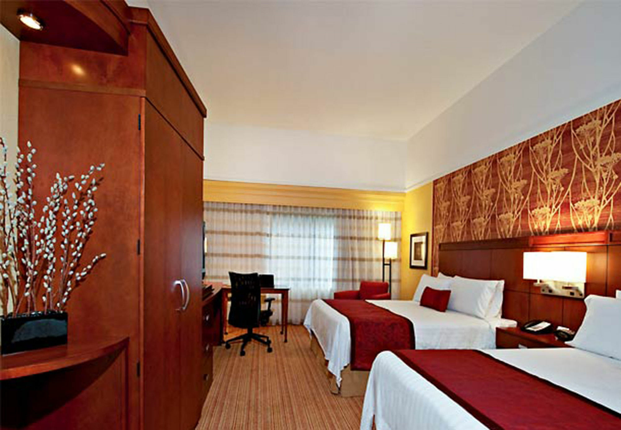 Отель Courtyard By Marriott Трой Экстерьер фото